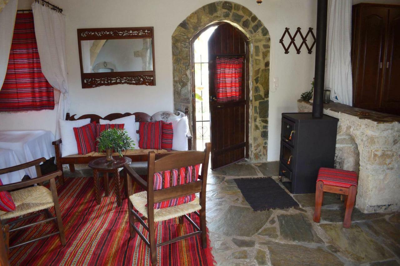 Villa Anna'S Stone House Megala Chorafia Exterior foto